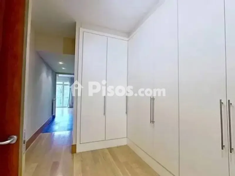 Toad - Luxury Flat with Park Views in Indautxu