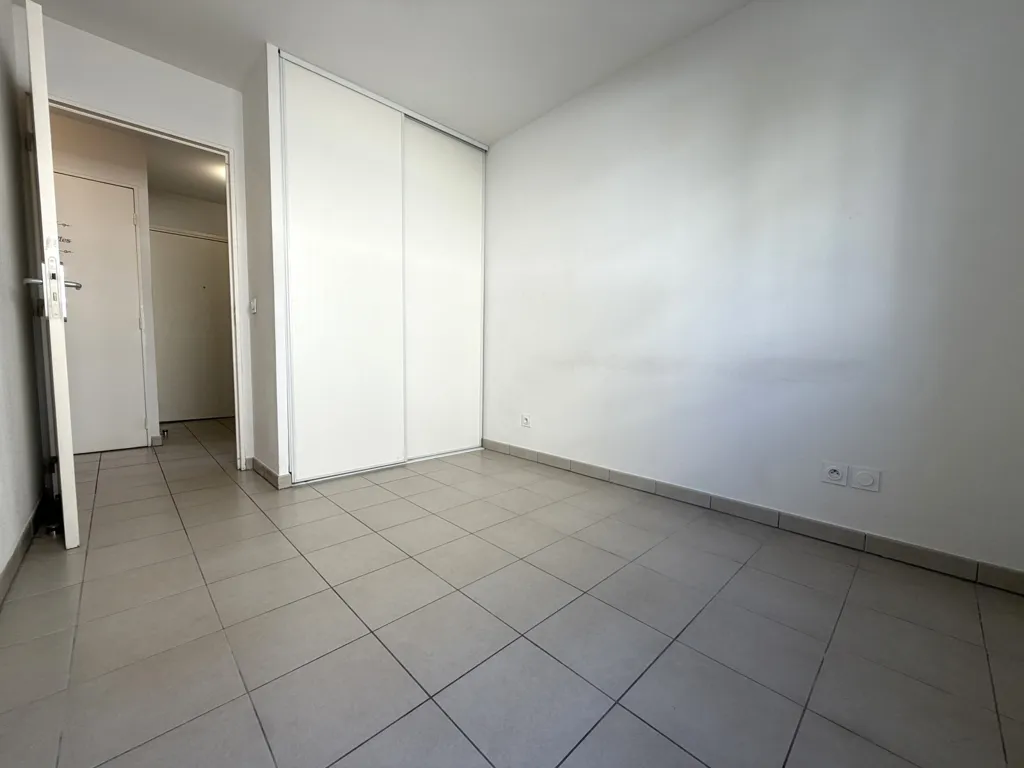 Pièces - Appartement T3 avec terrasse à Miramas