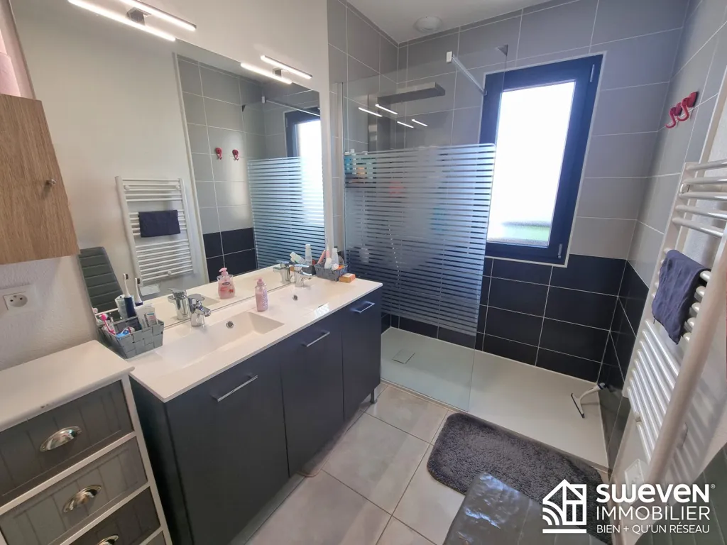 Bagni - Modern House with Garden in Berat