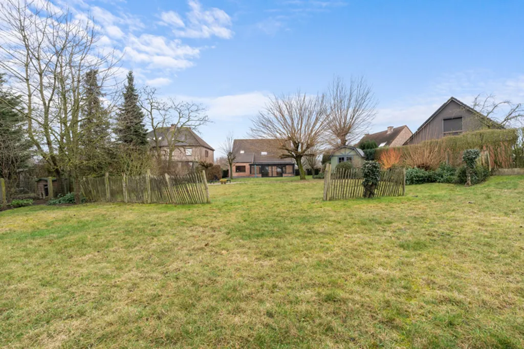 Jardin - Villa Spacieuse avec Grand Jardin à Diegem