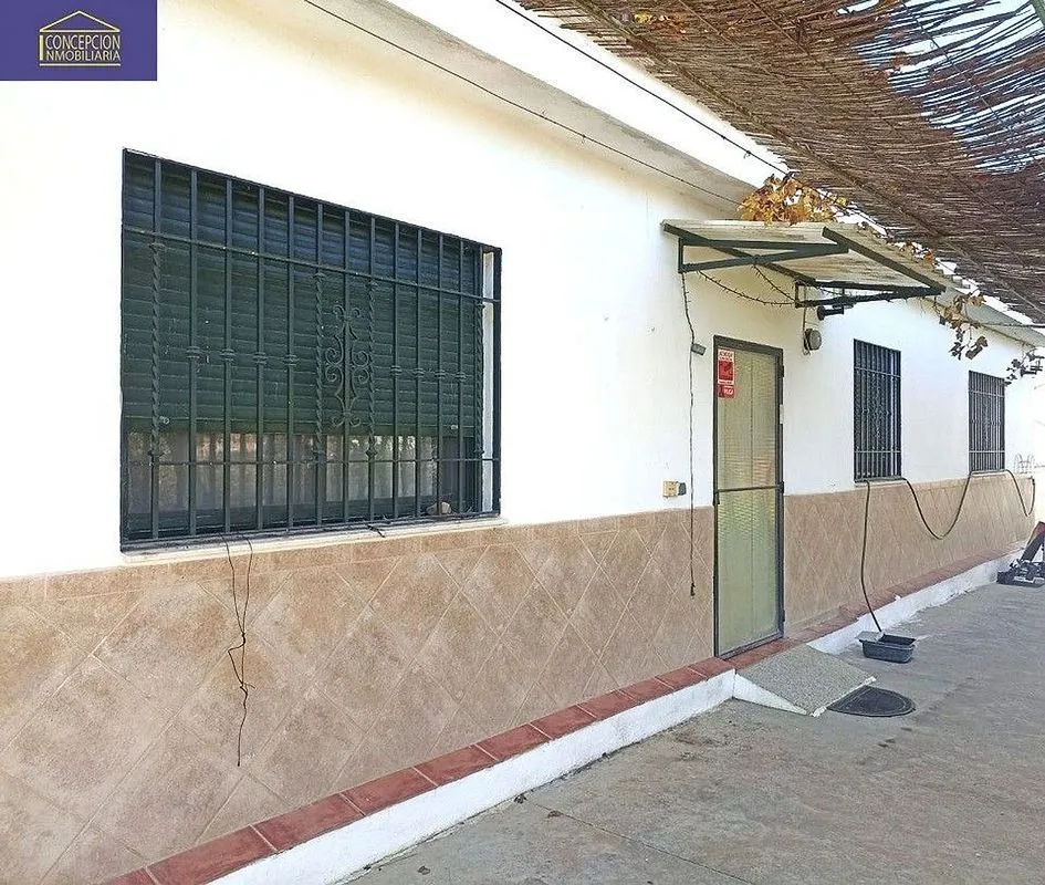 Esterno - Chalet with Pool in Alcolea