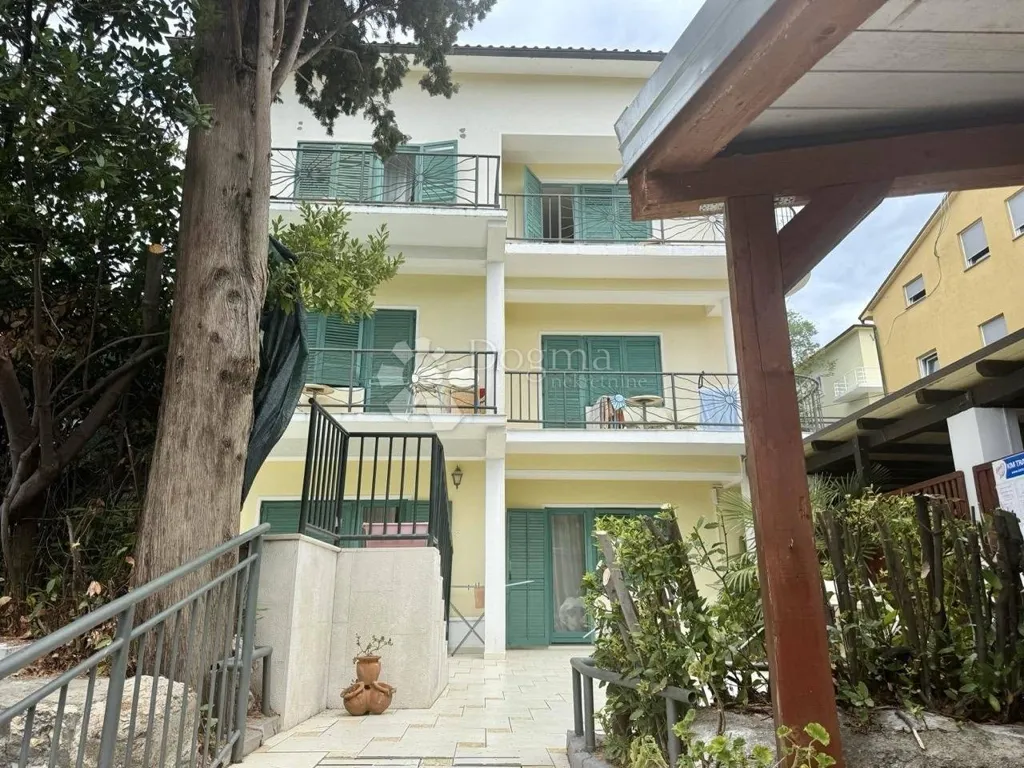 Extérieur - Villa with Outdoor Pool in Crikvenica Centre