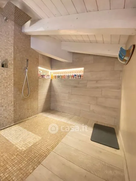 Salles de bain - Penthouse with Panoramic Terrace in Porto Viro