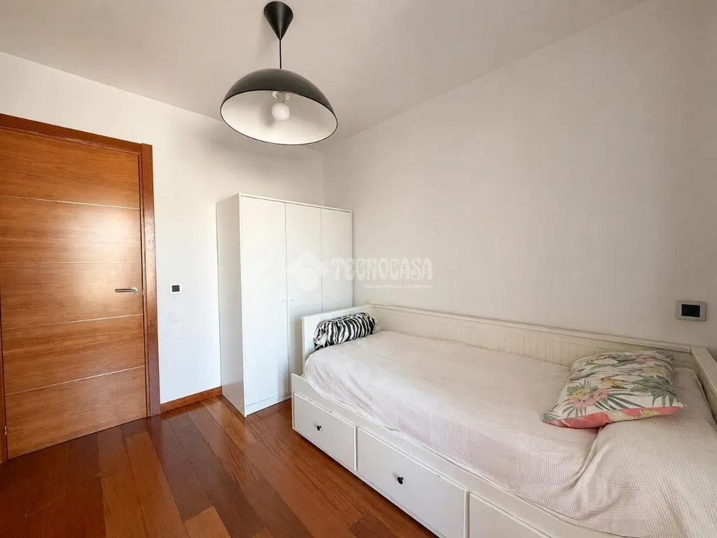 Bedrooms - Penthouse with Terraces in Montecarmelo, Madrid