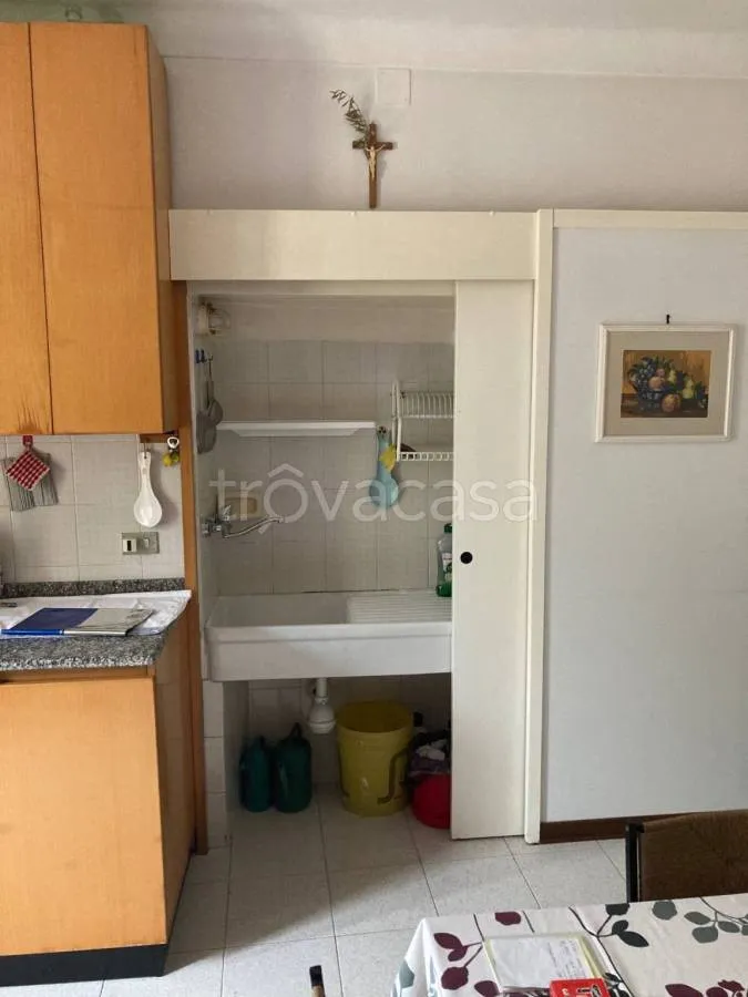 Kitchen - Central Three-Storey House with Two Entrances in Carpegna