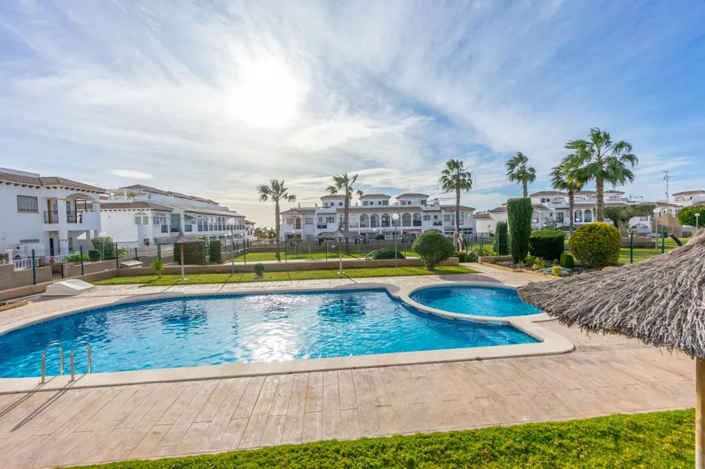 Bassein - Semi-Detached Villa with Sea Views in Punta Prima