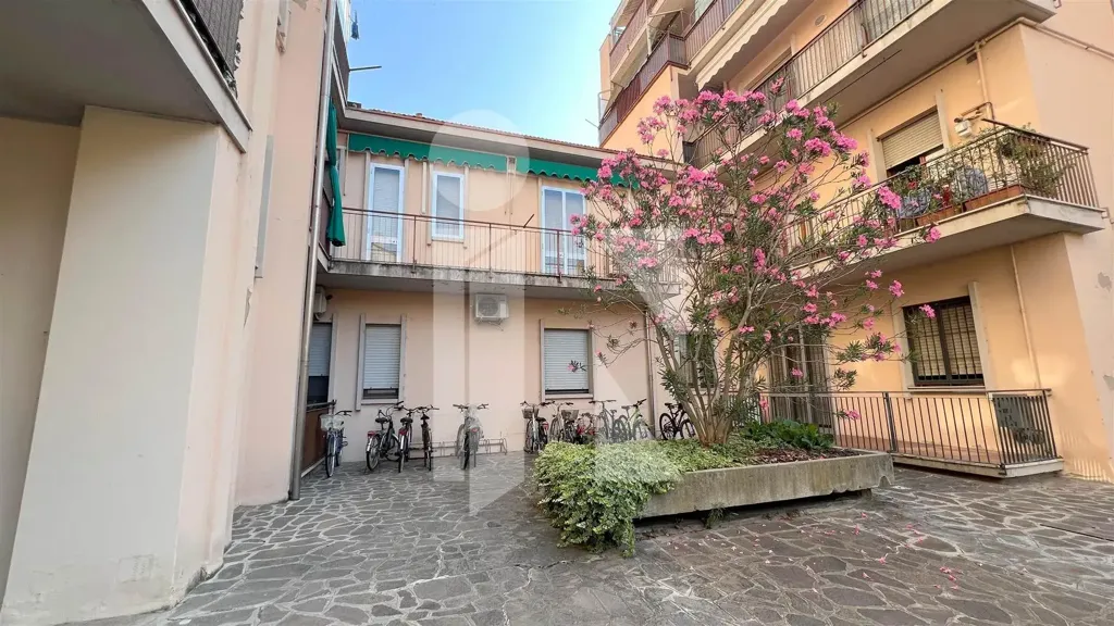 Aed - Bright Bilocale in City Centre, Mantova