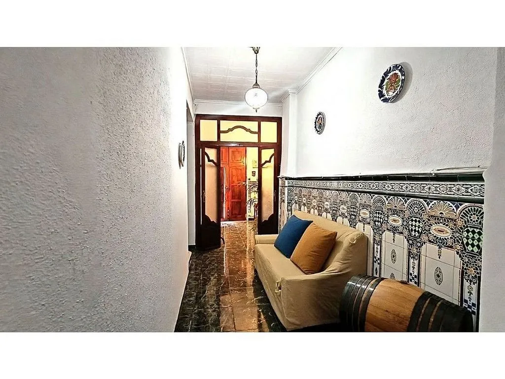 Entrée - Two-Storey House in Burriana Centre