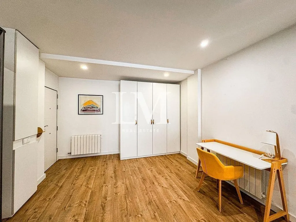 Magamistoad - Studio with Terrace in La Nova Esquerra de l'Eixample