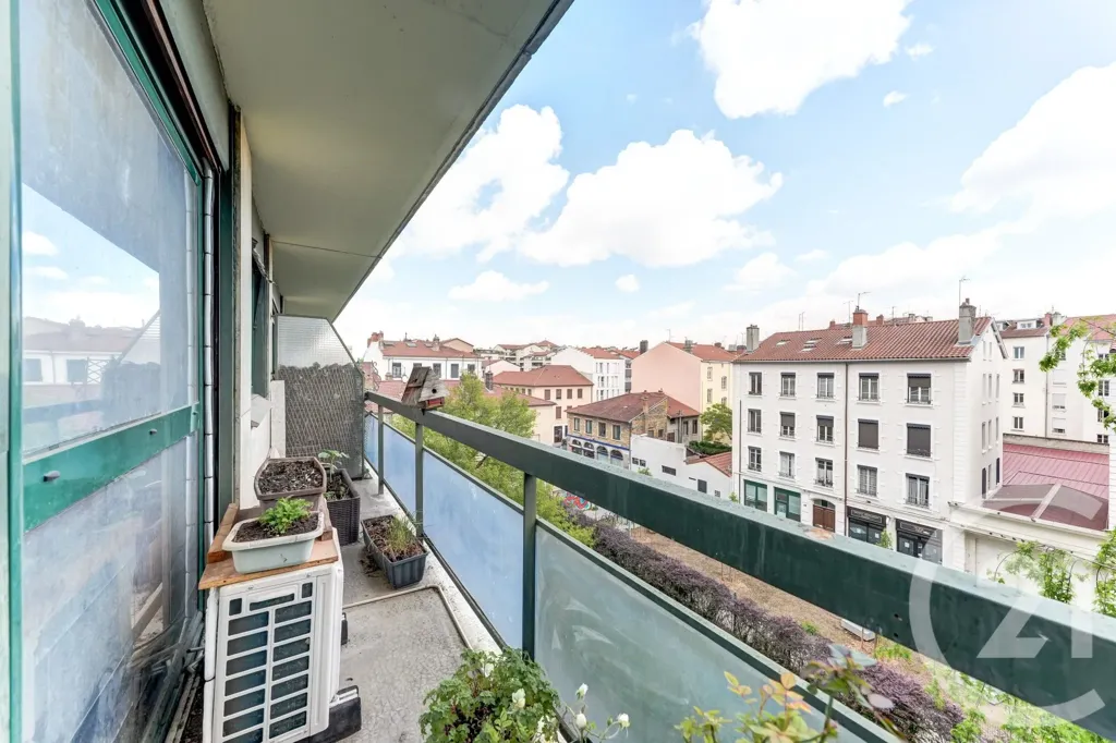 Balcon - Appartement F3 avec Balcon Sud/Est à Lyon 3ème