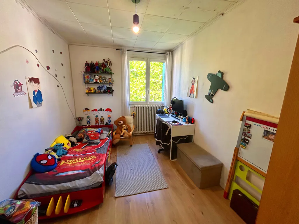 Camere da letto - 4-Piece Apartment with RER C Access in Étampes
