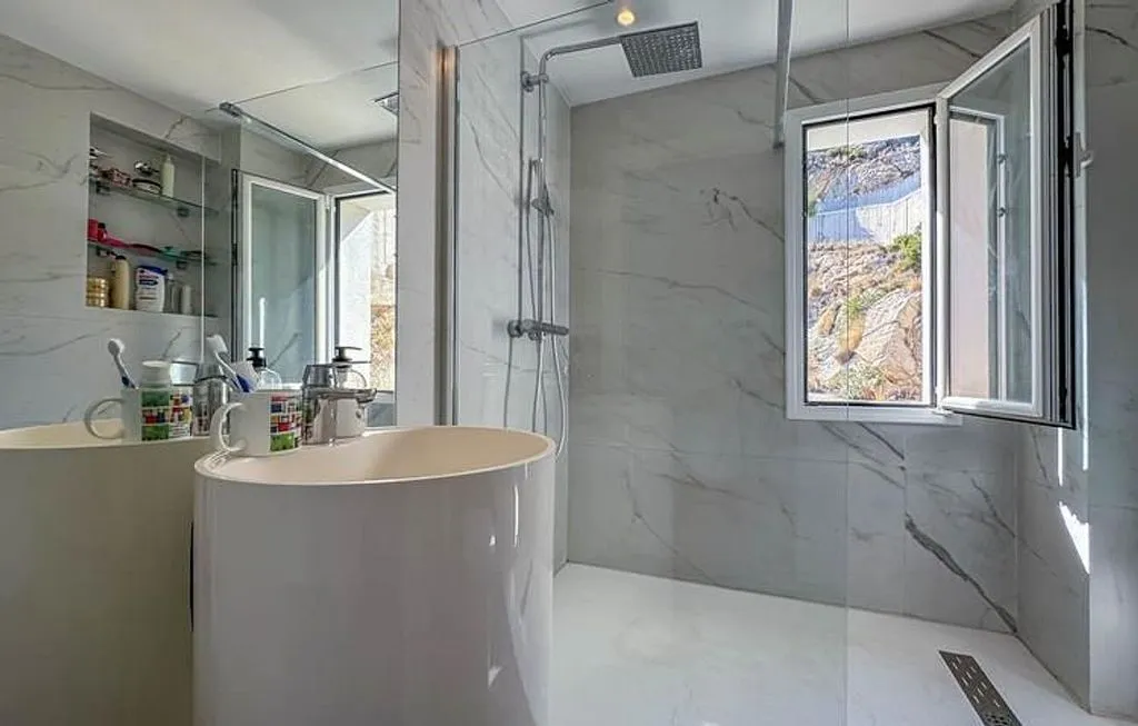 Salles de bain - Villa with Pool and Terrace in Altea la Vella
