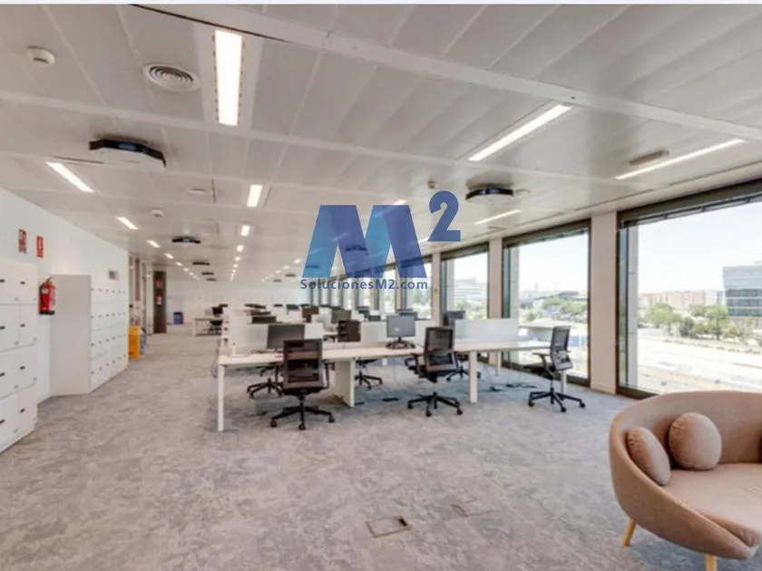 Bureau - Office Building with Parking in Hortaleza