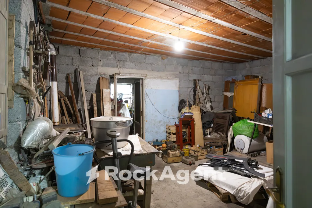 Lavanderia - Rustic House with Metato in Villa Regnano