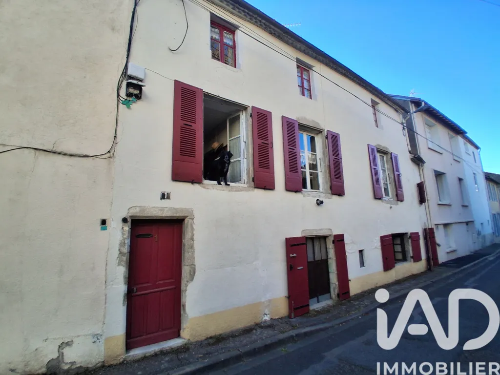 Välivaade - City Centre House with Renovation Potential in Vibrant Area