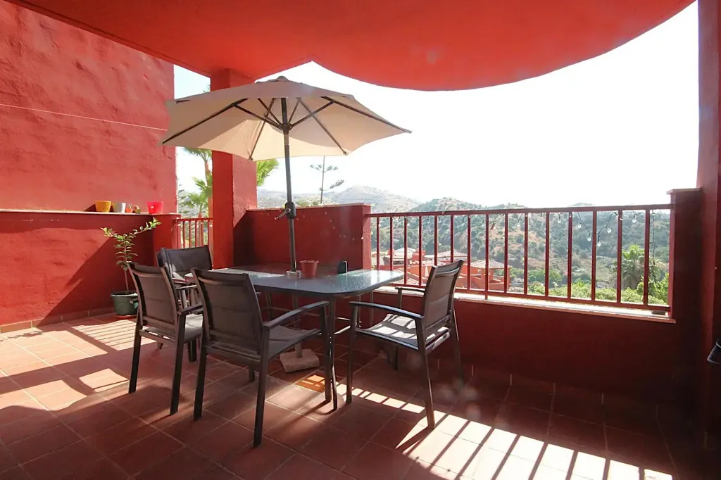 Terrazza - Apartment with Private Terrace in Marbella