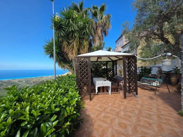 Villa with Sea View in Maiera'