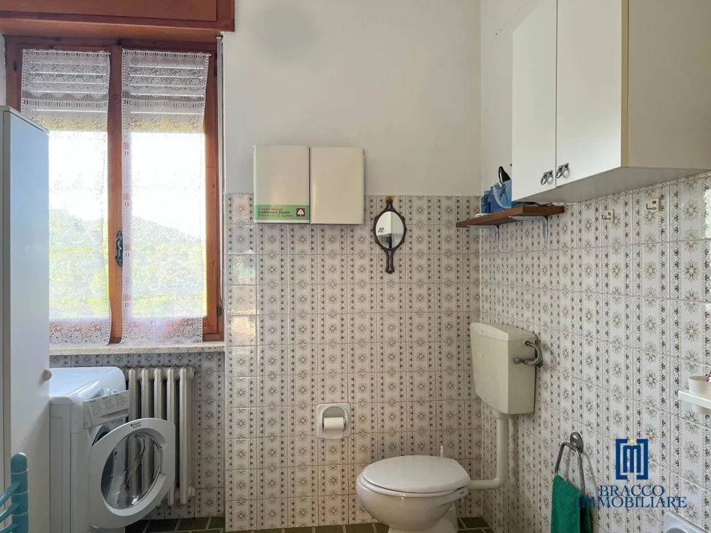 Salles de bain - Historic Casale with Panoramic Views in Cortemilia
