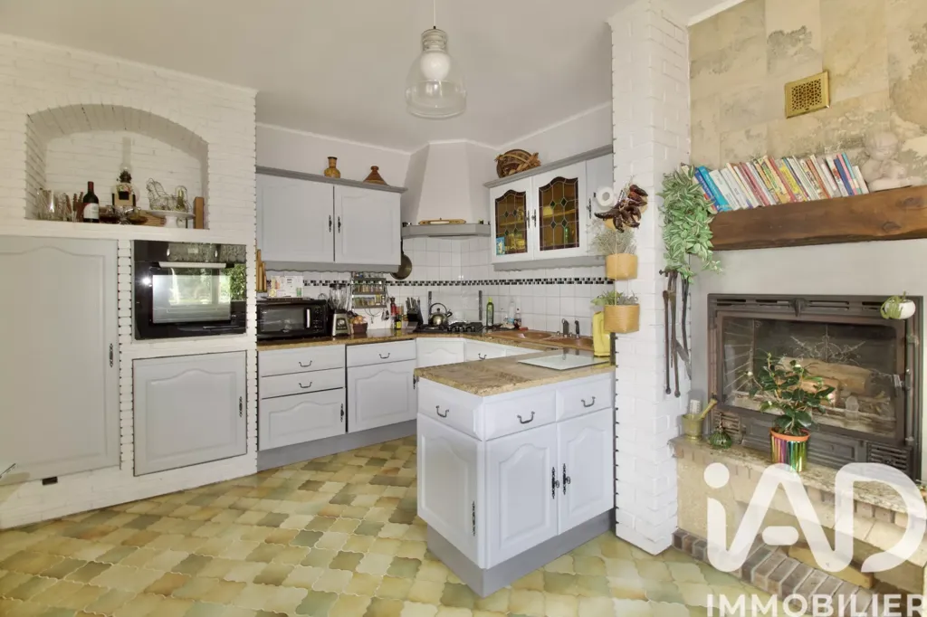 Köök - Luxury Villa with Pool in Carnoux-en-Provence