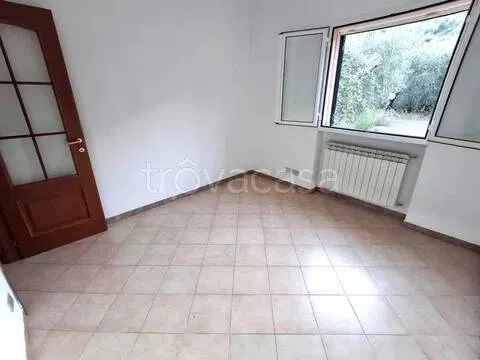 Rooms - Villa with Large Terrace in Imperia