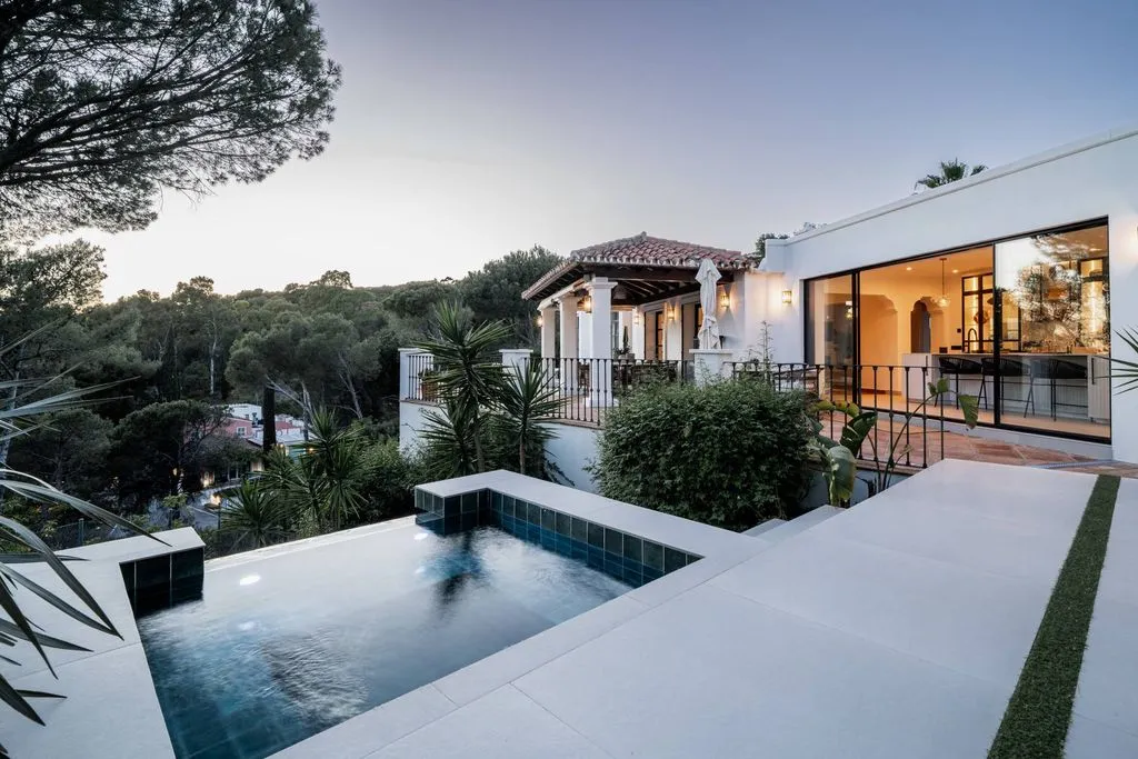 Piscine - Luxury Villa with Sea View in Benahavís