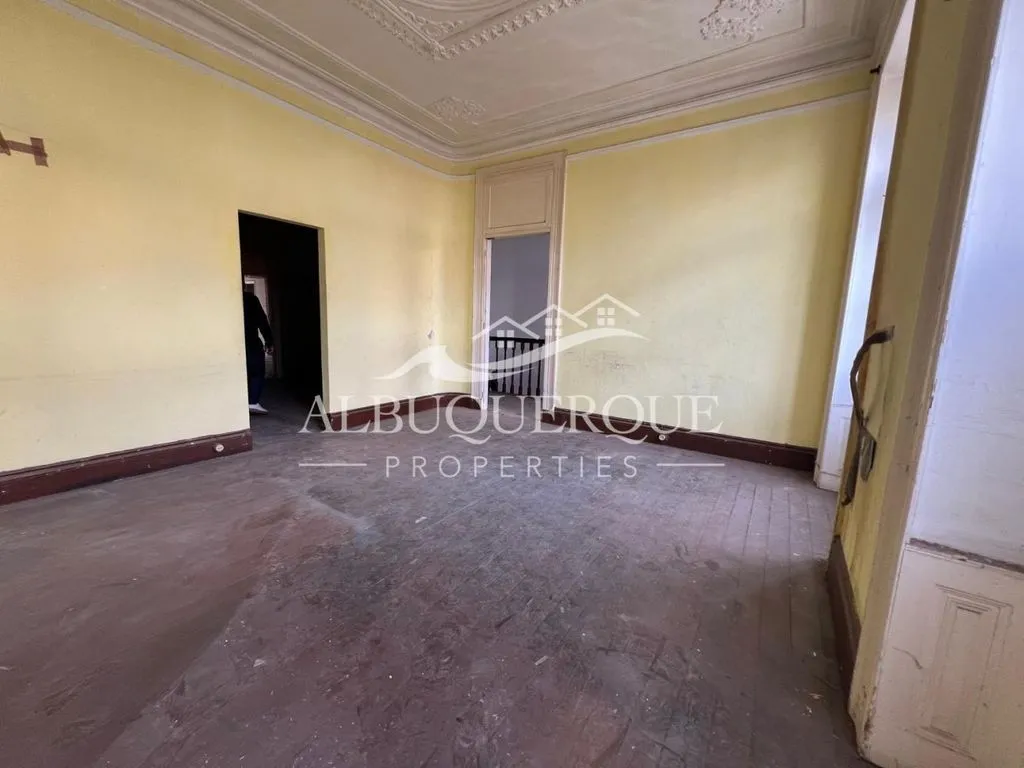 Toad - Historic Building for Restoration in Funchal Centre