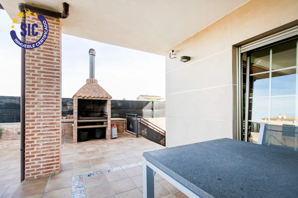 Terrasse - Independent House with Pool in Gandia