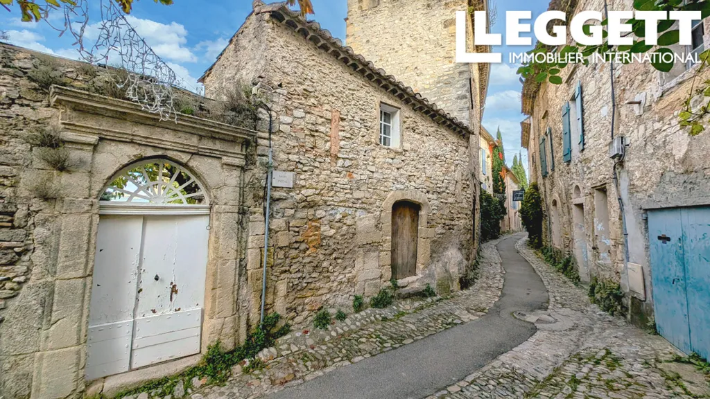 Välivaade - Former Bishop’s Residence in Vaison-la-Romaine