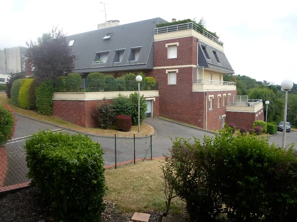 Esterno - Flat with Terrace and View in Mont-Saint-Aignan
