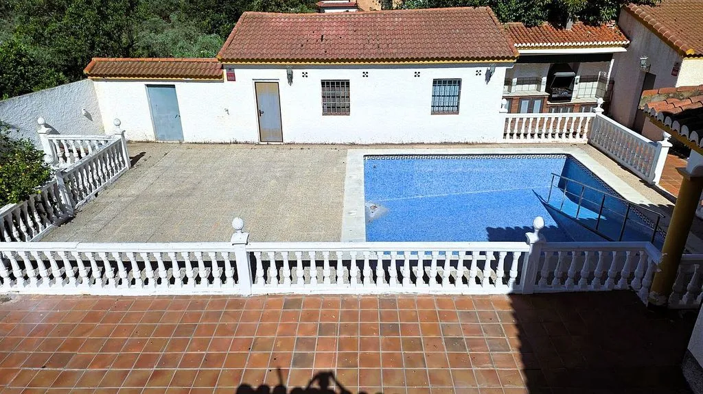 Bassein - Rustic Chalet with Pool in Órgiva
