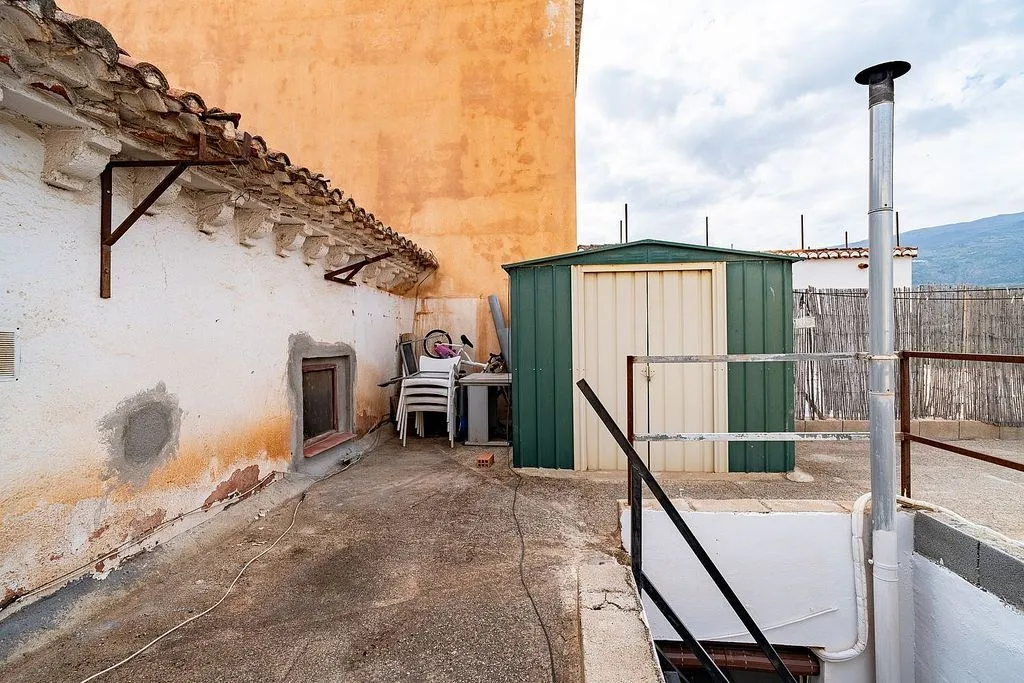 Aed - Semi-detached House with Terrace in Órgiva