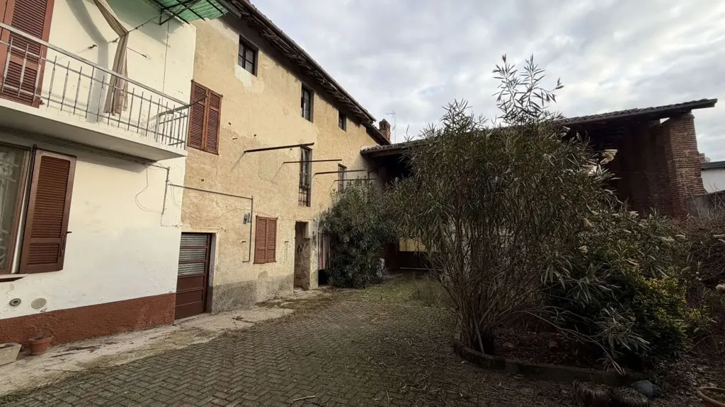 Jardin - Independent House with Dual Access in Gambolo'