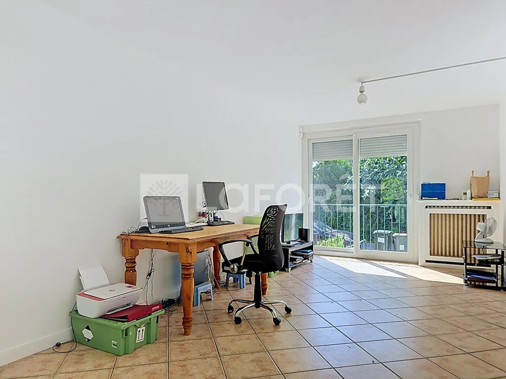 Studio - House with Terrace in Lieusaint