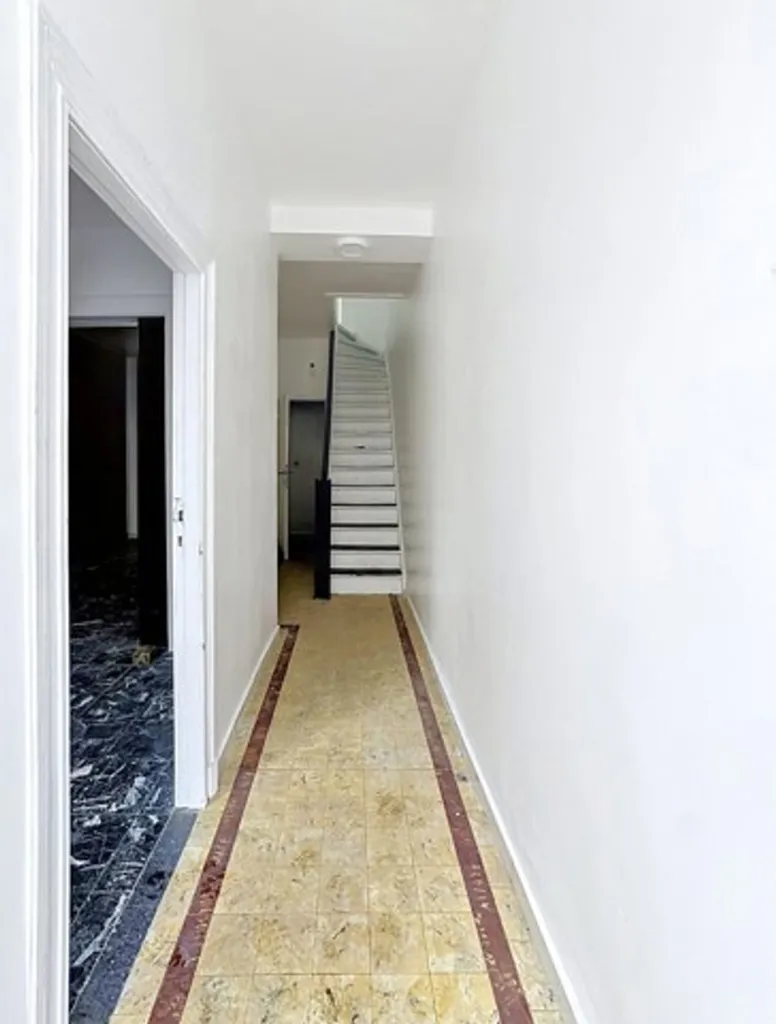 Entrée - Maison avec Atelier et Terrasse à Ans
