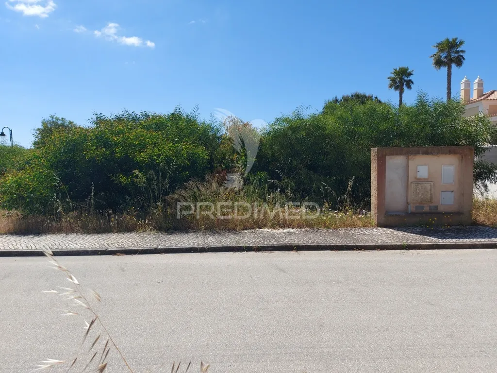 Aed - Luxury Plot in Select Porto de Mós, Lagos