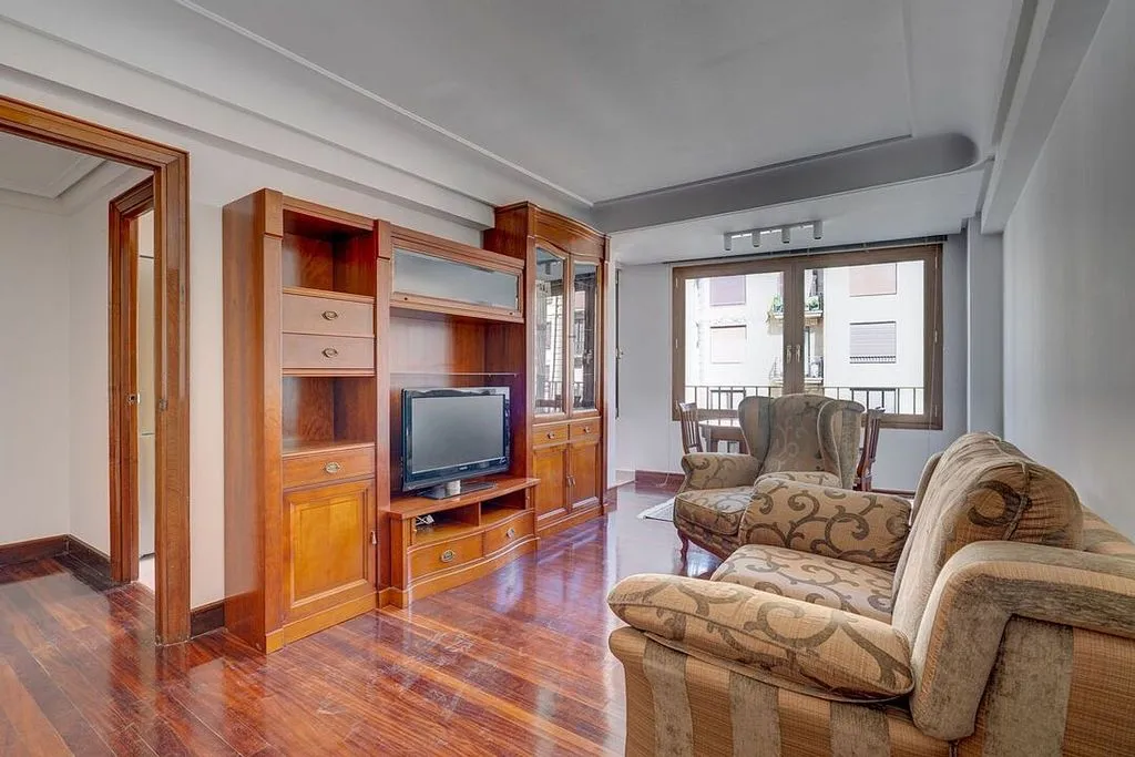 Elutuba - Furnished Flat with Balcony in Donostia
