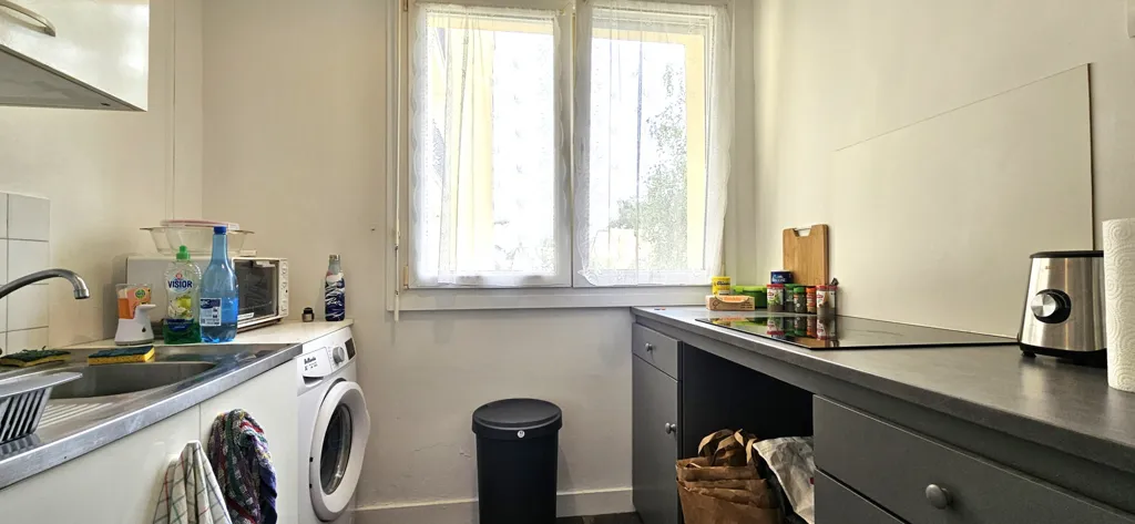 Cuisine - Studio avec Parking dans Résidence Calme à IFS