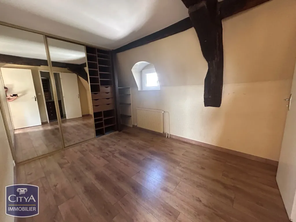 Toad - Charming 4-Piece Apartment in Rouen