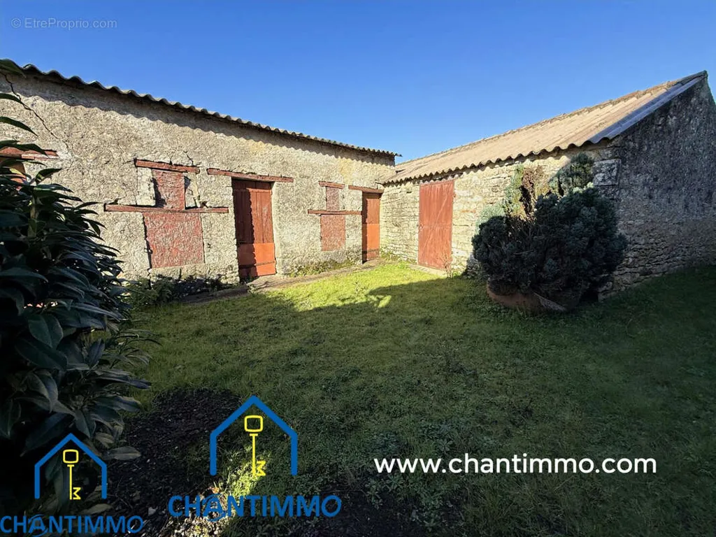 4-room house in La Caillere-Saint-Hilaire