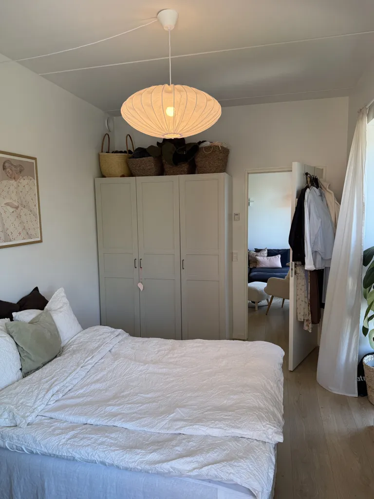 Magamistoad - 4-Bed Apartment with Park View in Aros Åpark