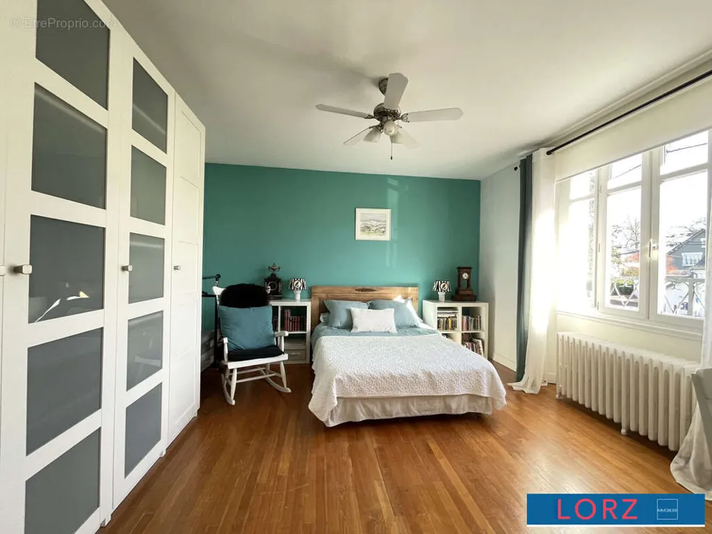 Chambres - Maison Familiale avec Piscine à Bourges