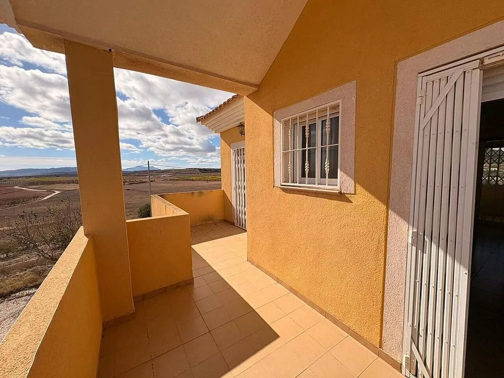 balcony