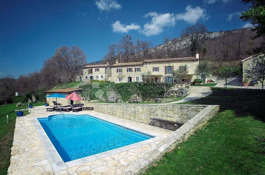 Piscine - Historic Stone House with Pool in Lupoglav