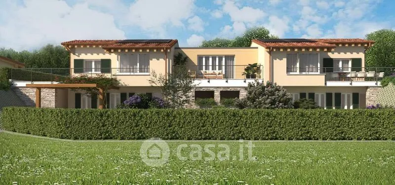 Trilocale with Private Garden in Bee