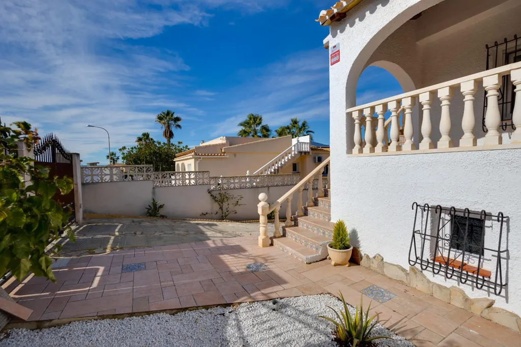 Terrace - Chalet with Pool and Sea View in El Chaparral