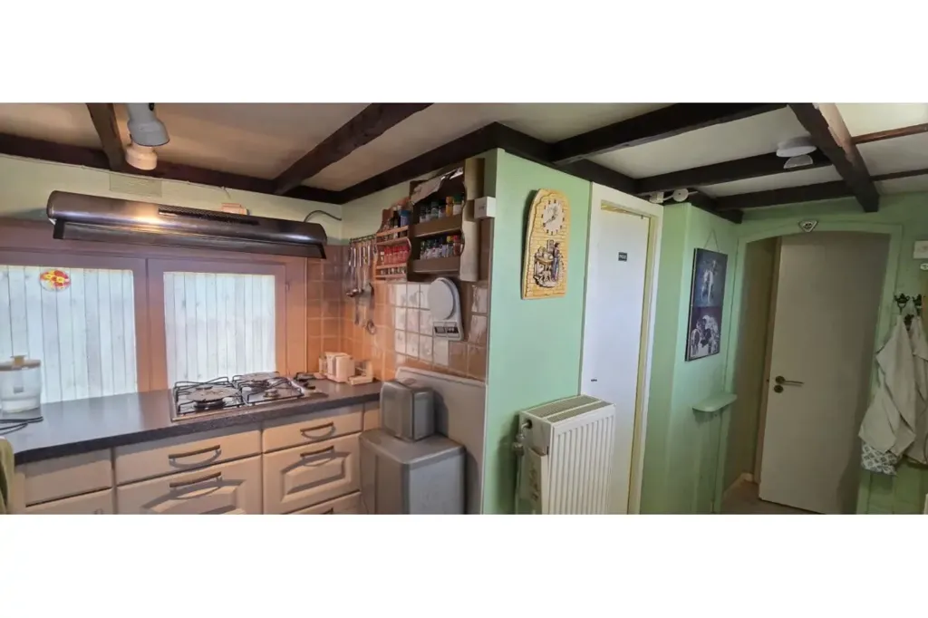 Cuisine - Bungalow avec Terrasse Sud au Chénia, Froidchapelle