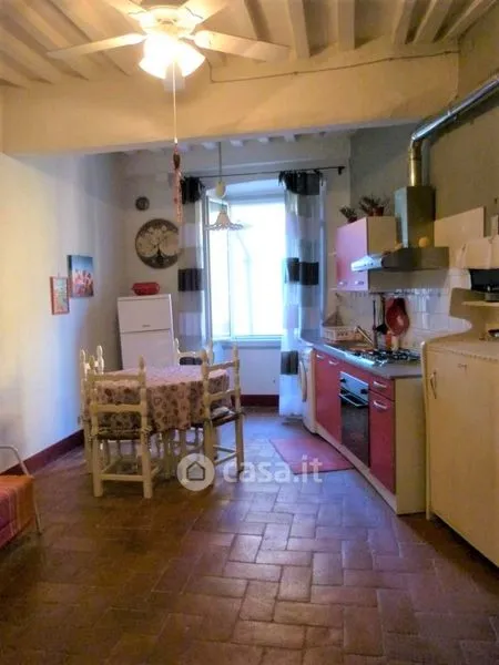 Köök - Rustic Trilocale in Historic Centre, Pescia