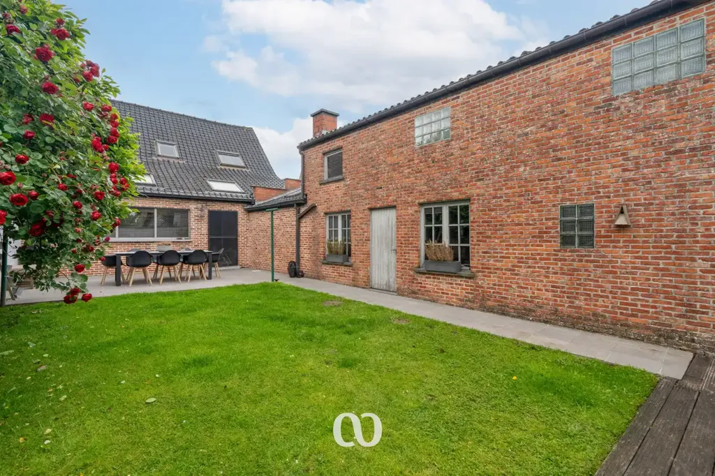 Giardino - Ready-to-Move Flat with Garden in Kruishoutem Centre