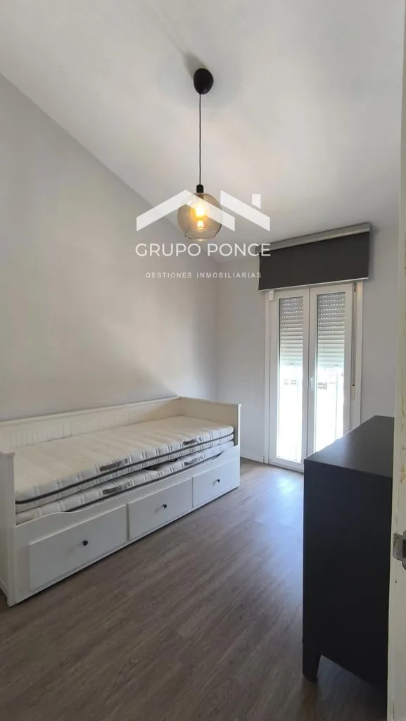Magamistoad - Semi-Detached House with Pool in Este-Delicias