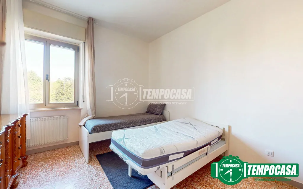 Chambres - Spacious Apartment with Balcony in Valenza